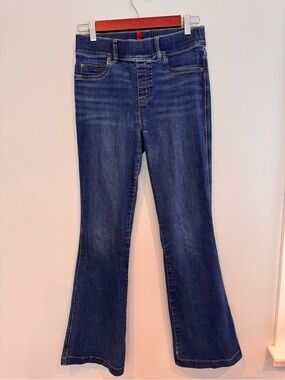 Spanx Flare Leg Pull On Jeans Small